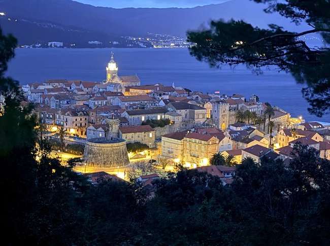 Korčula v noci